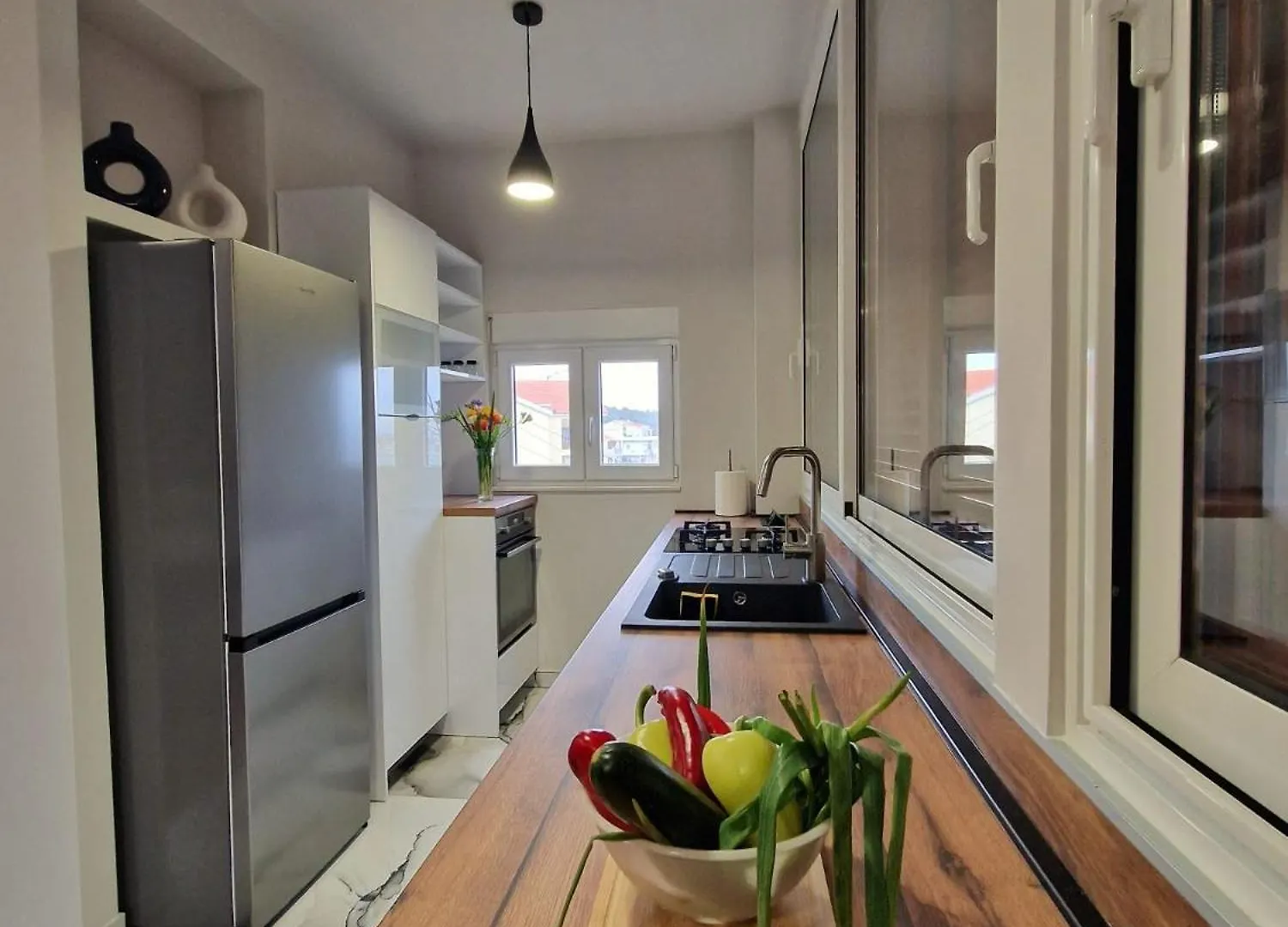 Floris Apartment 트로기르